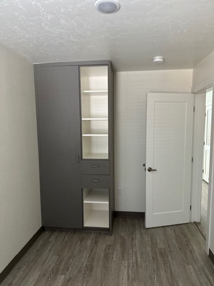 MANI1413-1415 - Photo 2 of 7