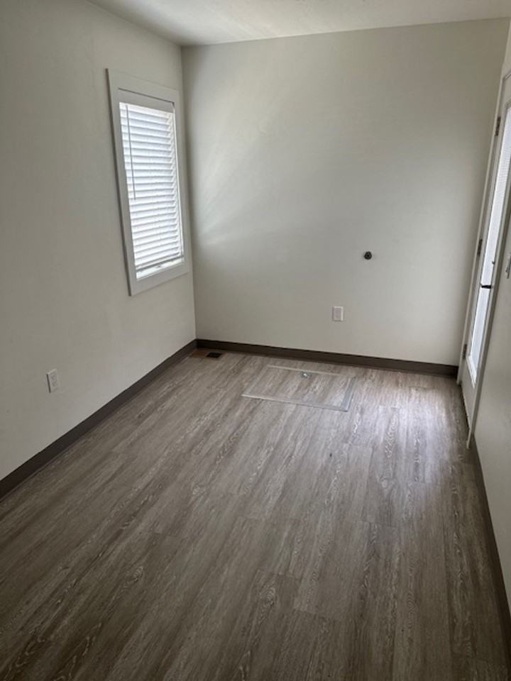 MANI1413-1415 - Photo 5 of 7