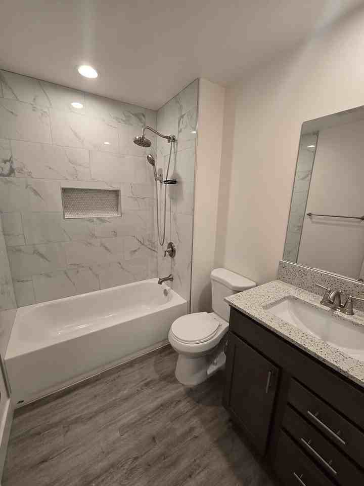 7650 Rockaway Ave - Photo 6 of 19