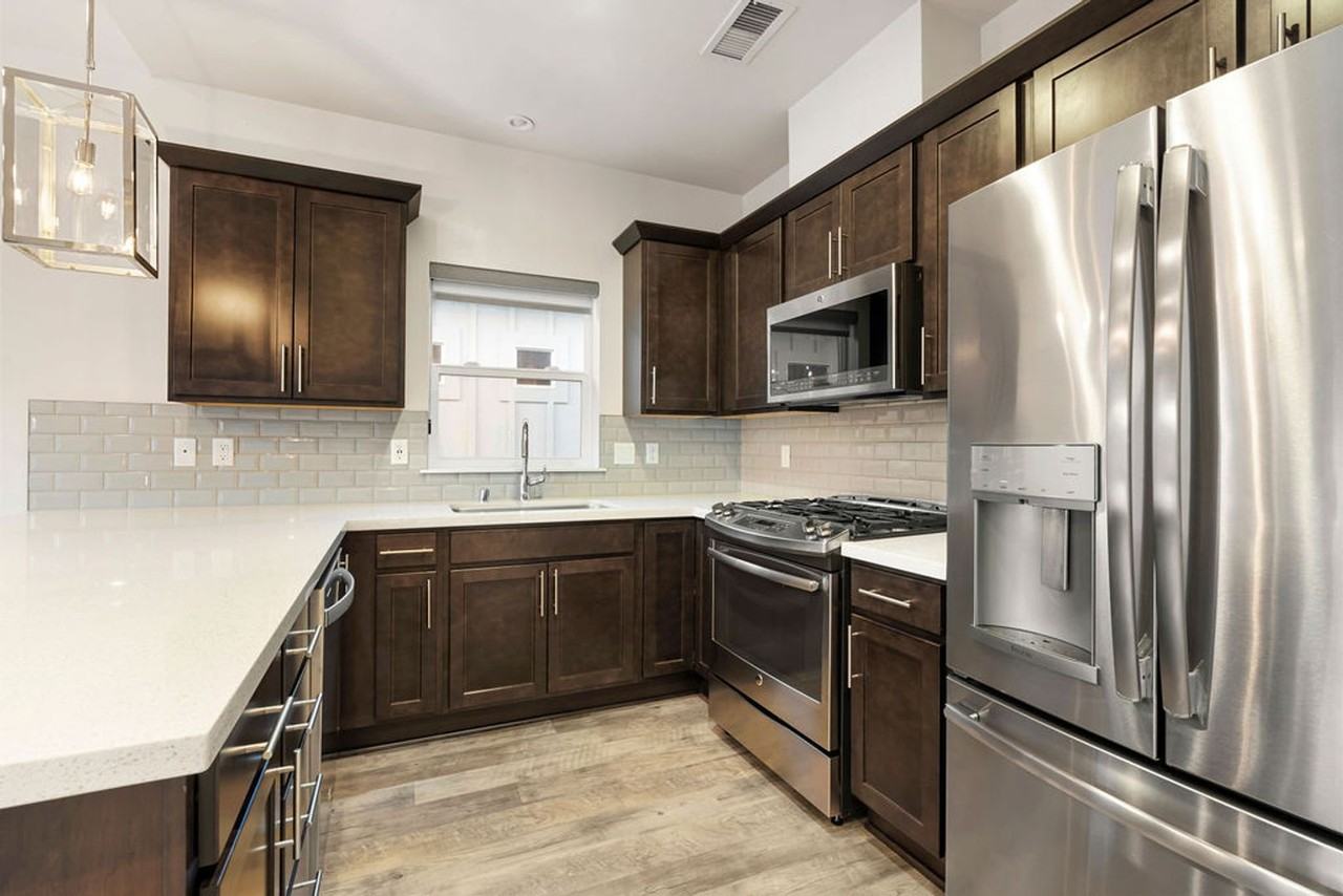 510 Sinclair St - Photo 6 of 28