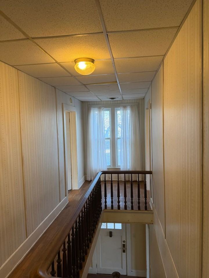 222 Ne 4th St - Photo 7 of 9