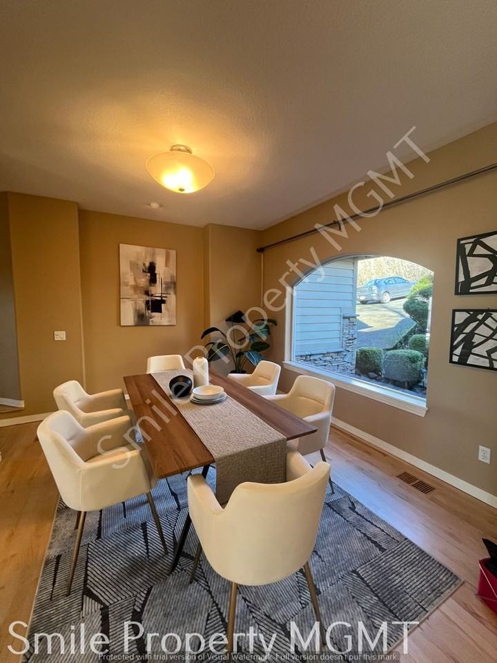 2436 Nw Benson Ln - Photo 2 of 26