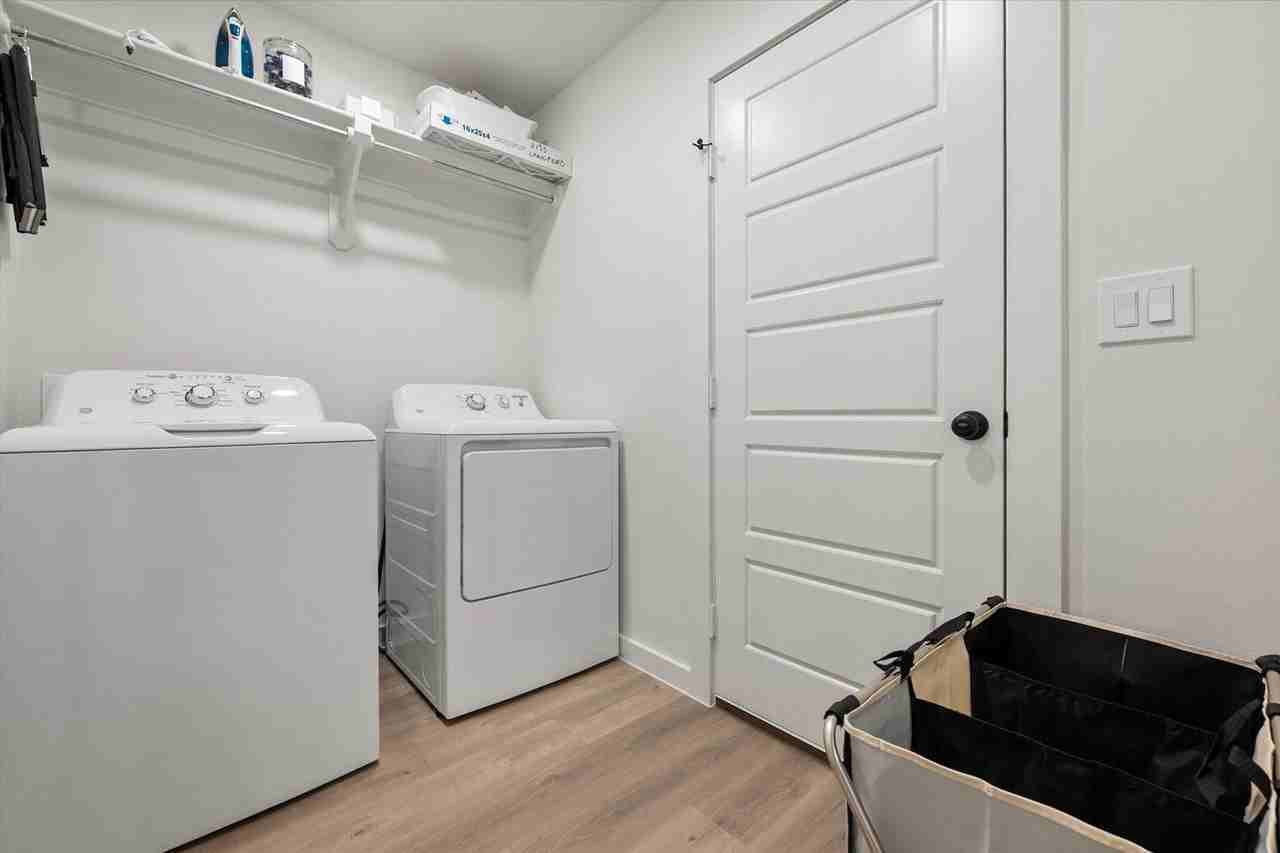 2133 Langford Ave - Photo 7 of 30