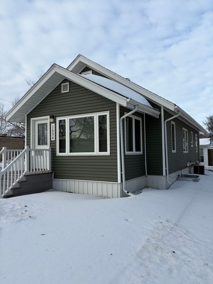 1524 5th Ave N - Photo 2 of 39