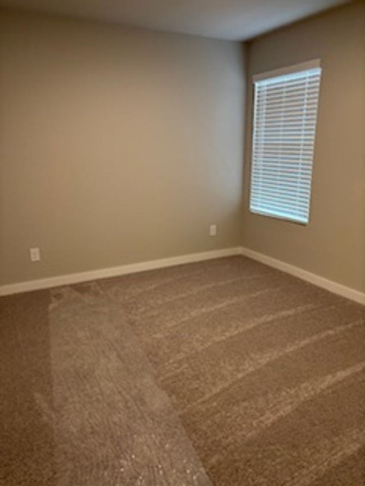 9113 Blackfork Ln - Photo 4 of 15