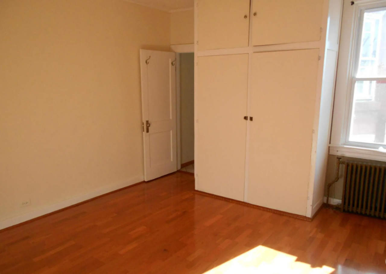 3017 Fait Ave - Photo 4 of 10