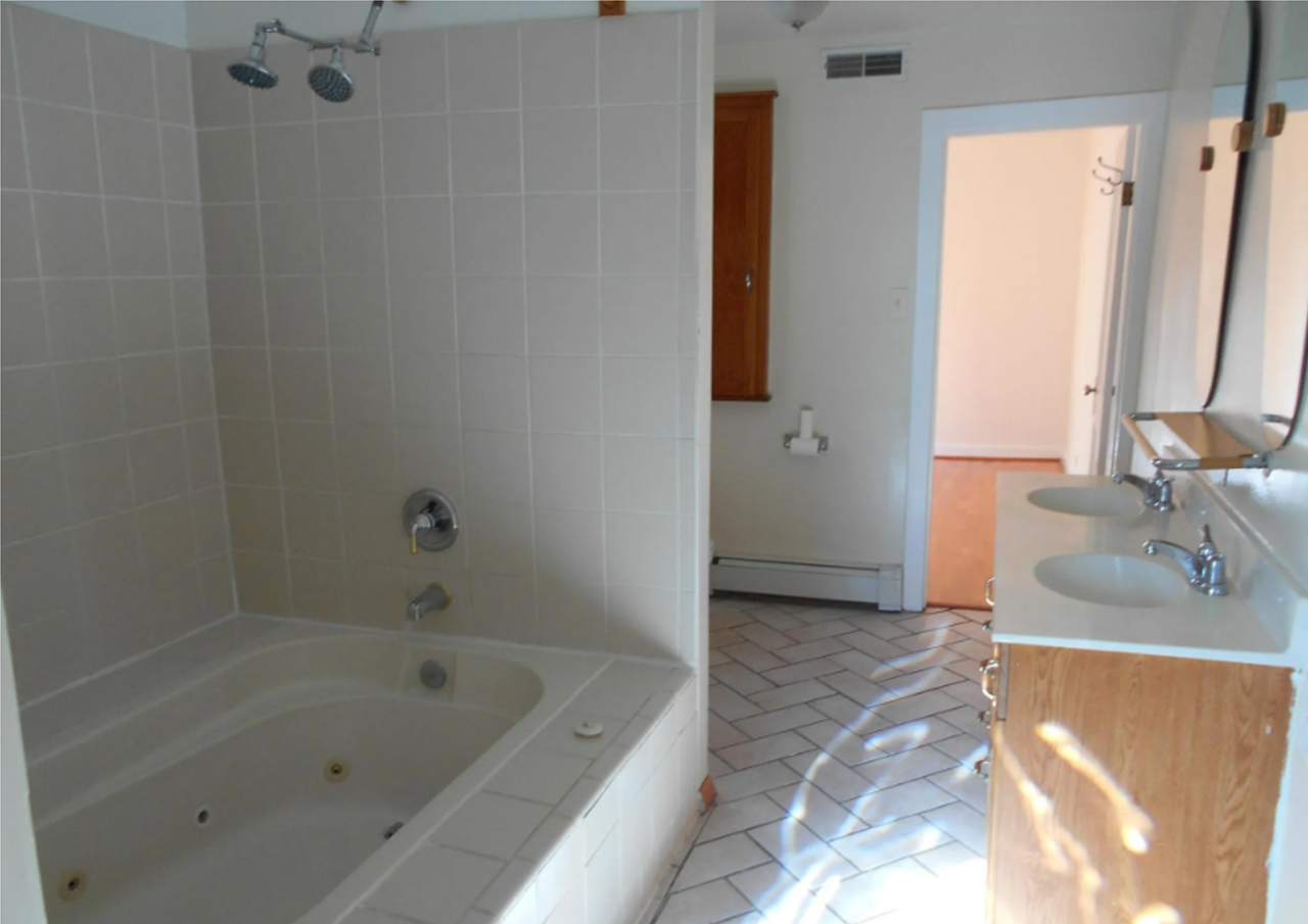 3017 Fait Ave - Photo 6 of 10