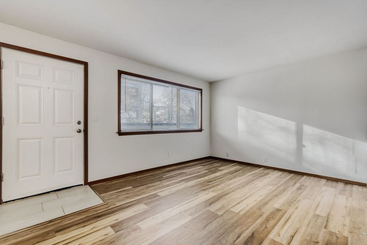 4210 Sw Hinds St - Photo 2 of 11