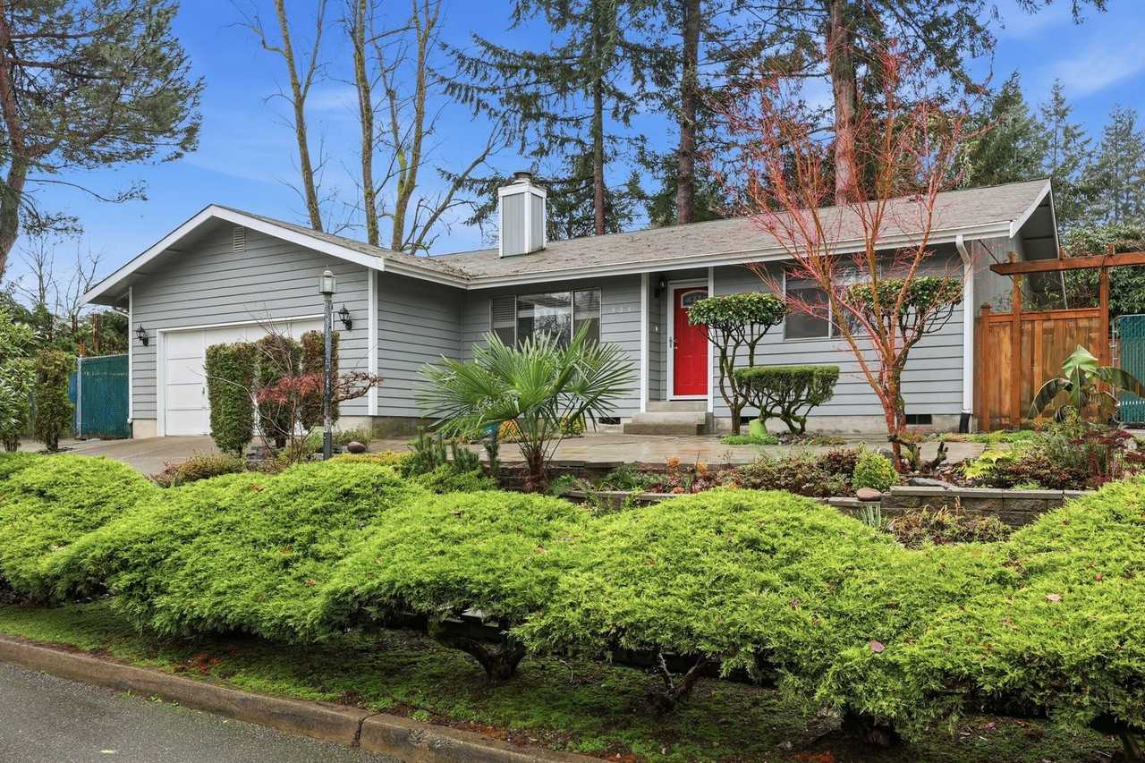 935 Cushing Ct Nw - Photo 3 of 41