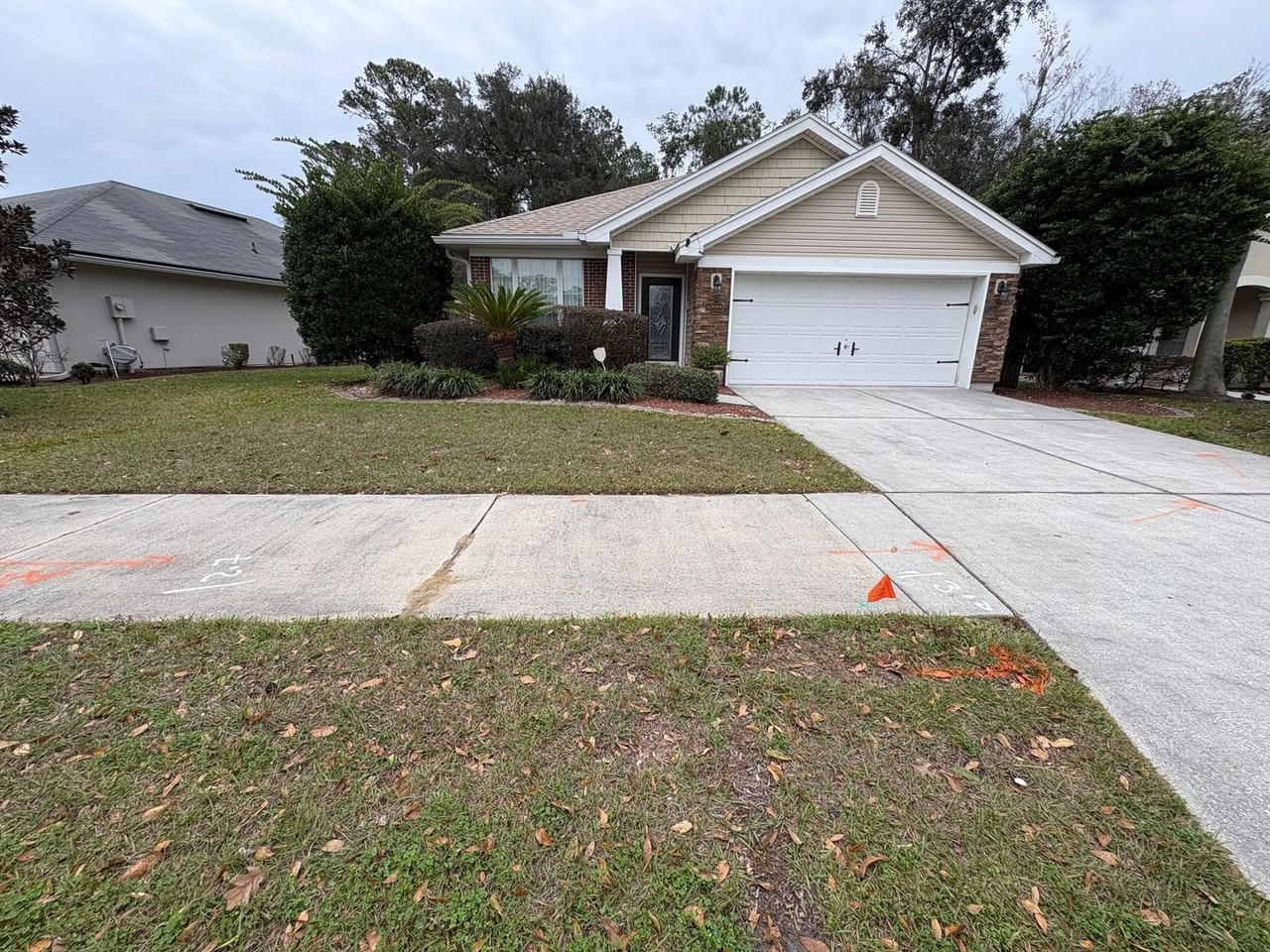 10999 Campus Heights Ln - Photo 2 of 34