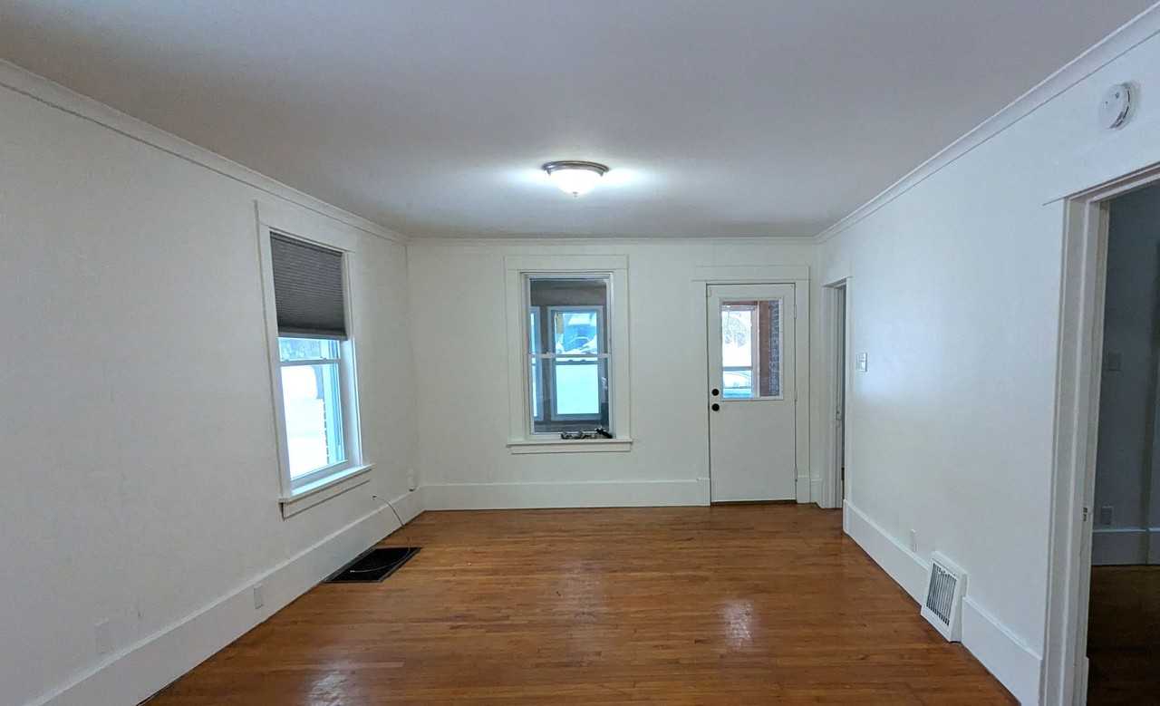 1505 7th St - Photo 2 of 10