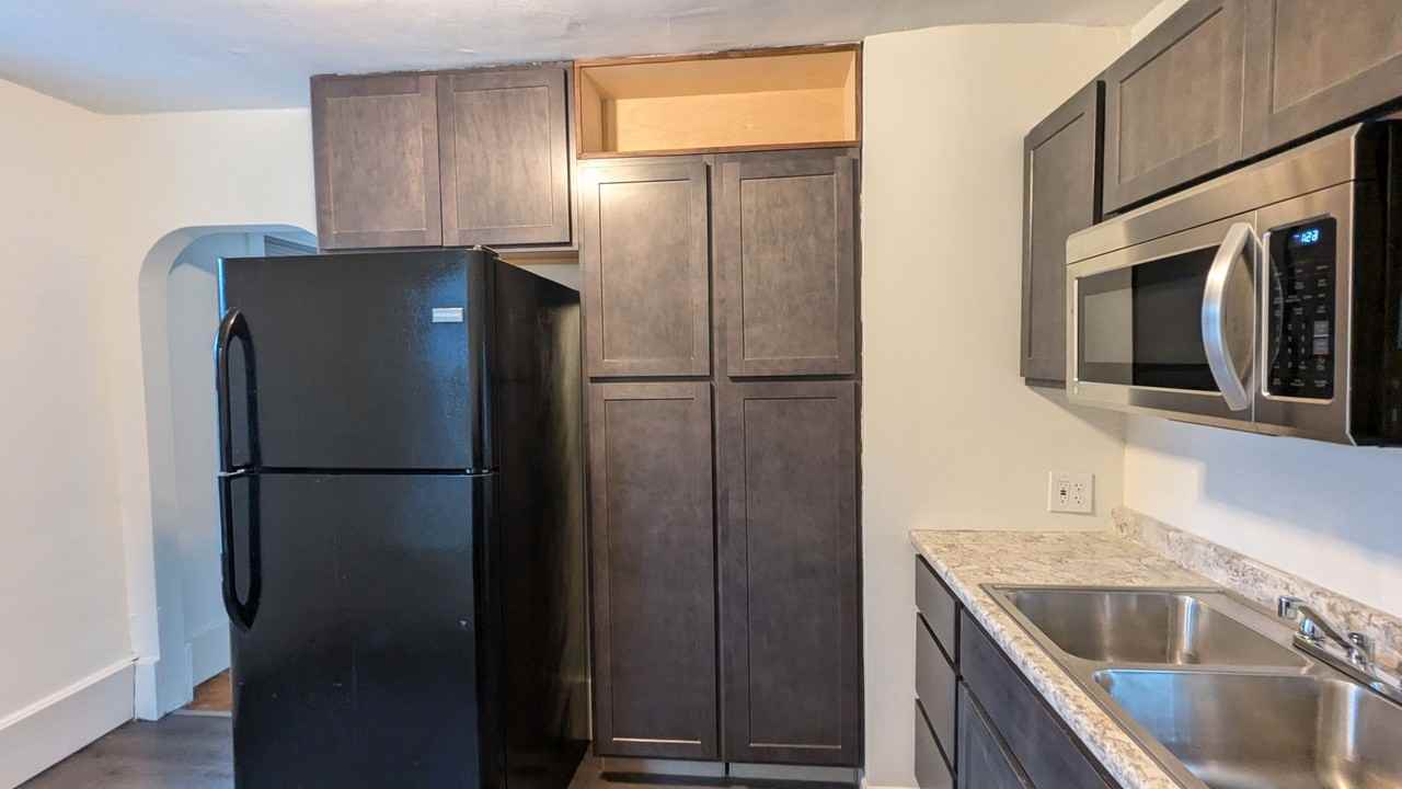 1505 7th St - Photo 5 of 10