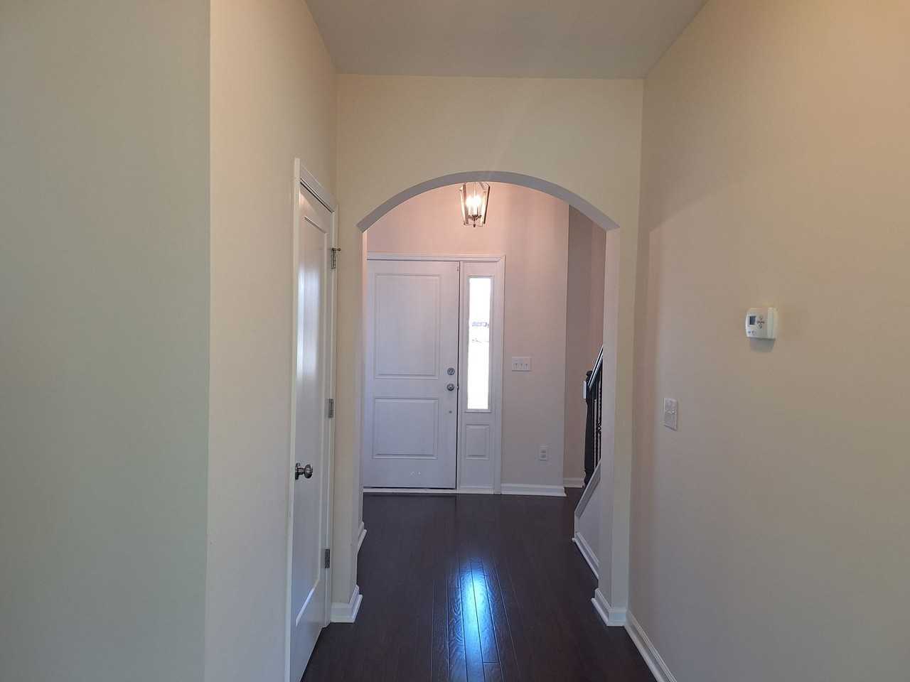 404 Stillwater Dr - Photo 4 of 50