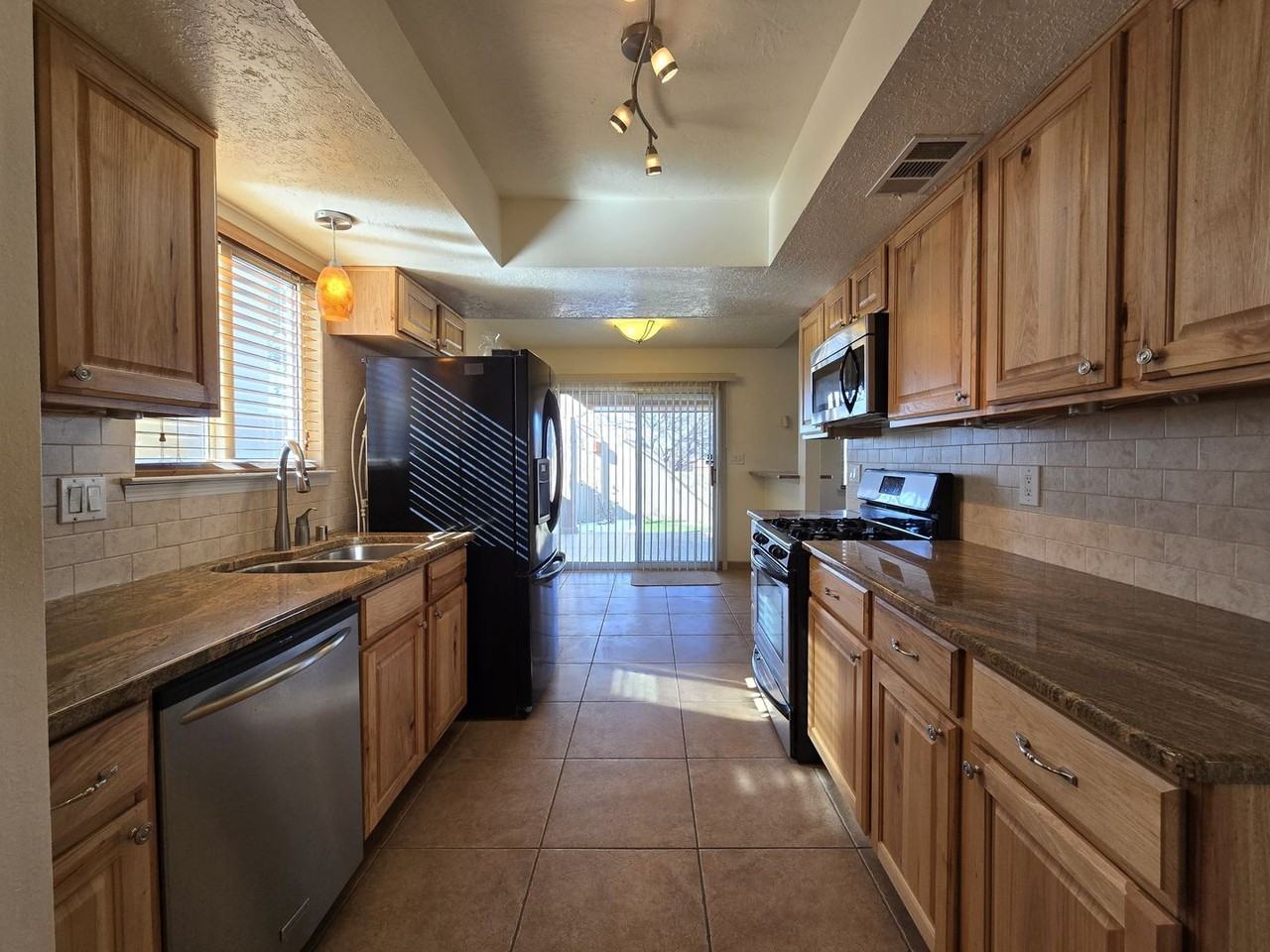 2300 Calle Brocha - Photo 7 of 31