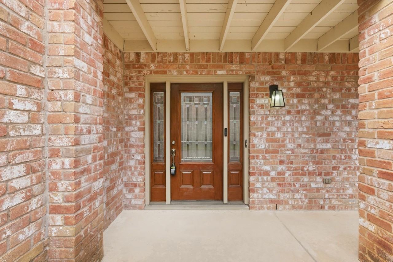 12635 Ivyforest Dr - Photo 2 of 46