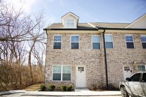 featured image of 1445 Stuart Ave Nw