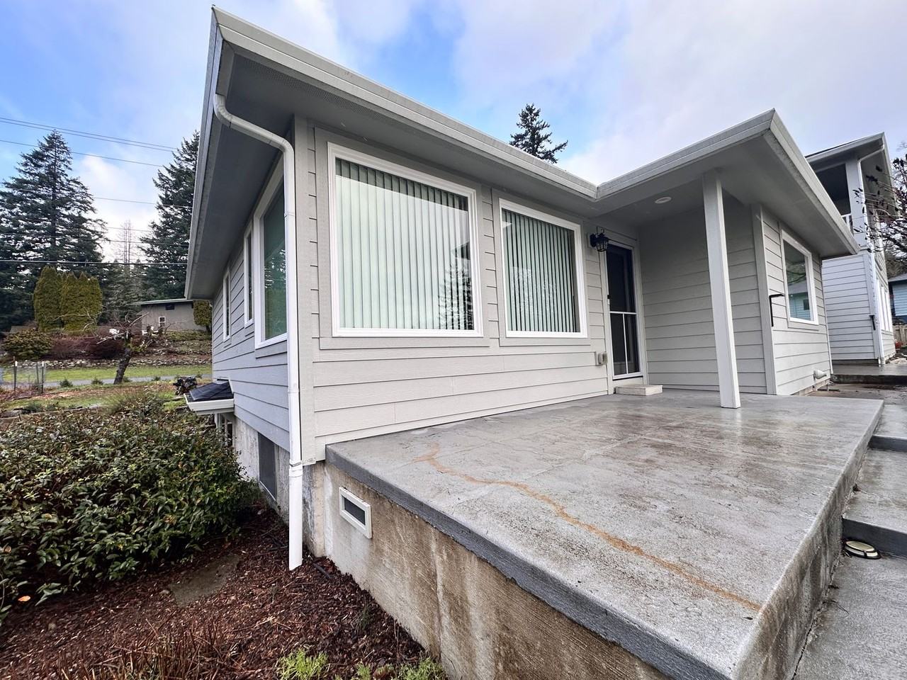 280 Sw Atwell Rd - Photo 2 of 17