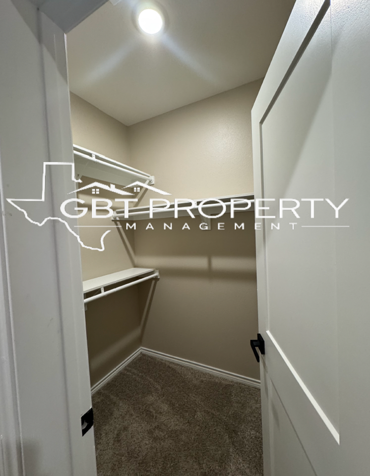 206 206 S Tucker - 1F #1F - Photo 7 of 20