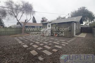 36th (3637-3639) - Photo 1 of 1