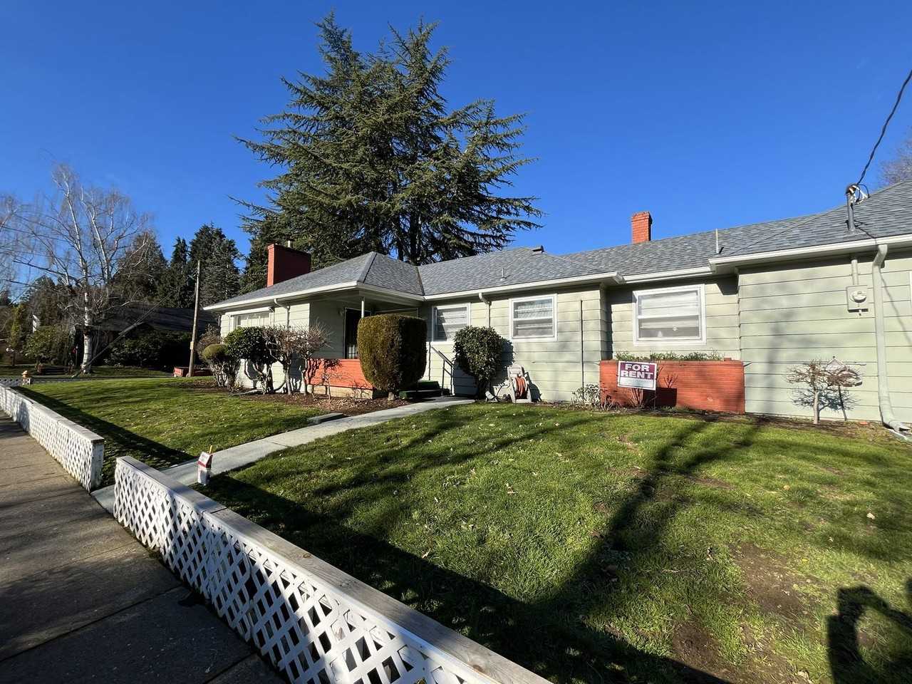 3505 Ne Ainsworth St - Photo 4 of 27