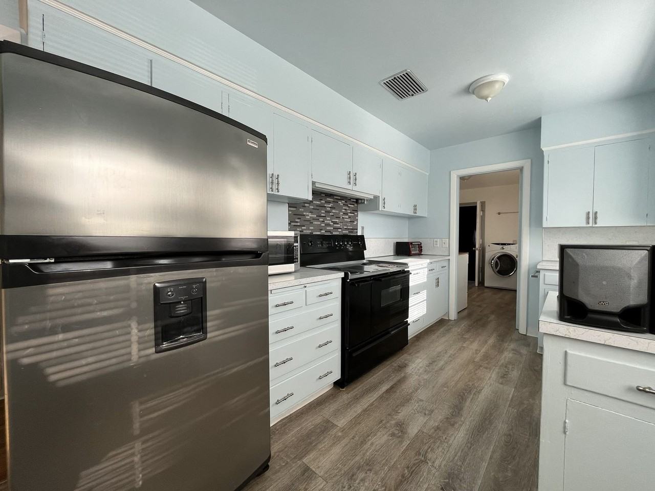 3505 Ne Ainsworth St - Photo 6 of 27