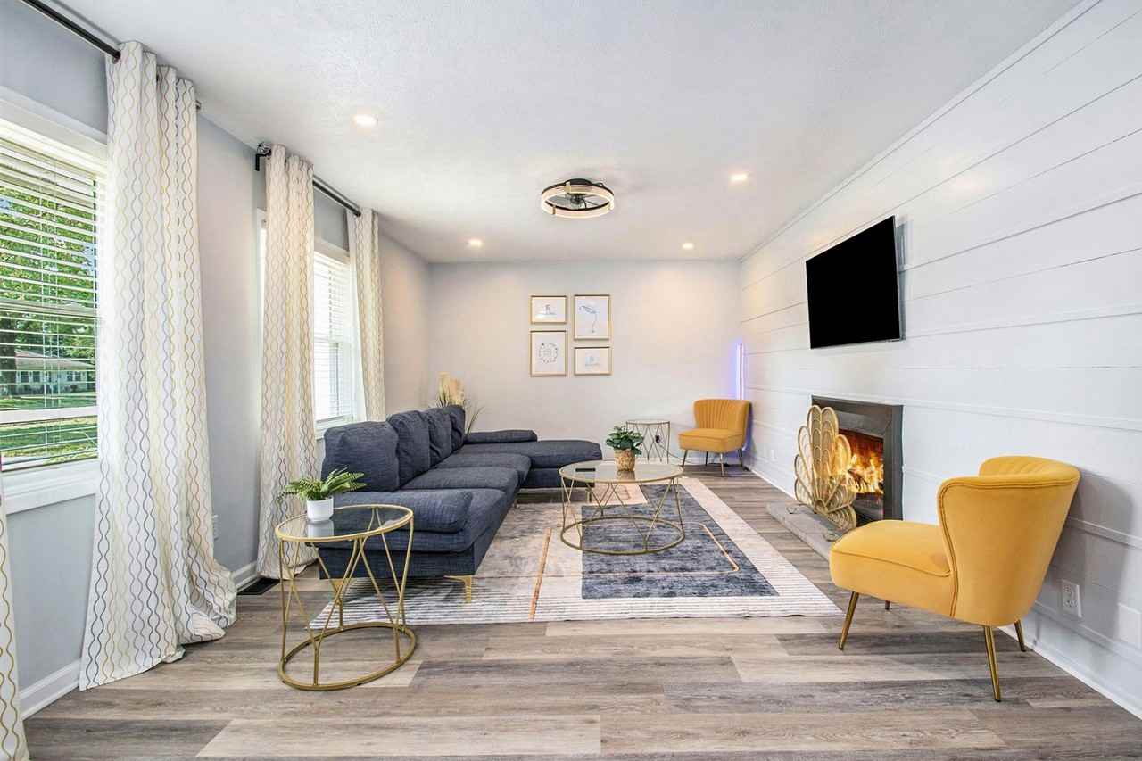 1160 Helmen Dr - Photo 5 of 16