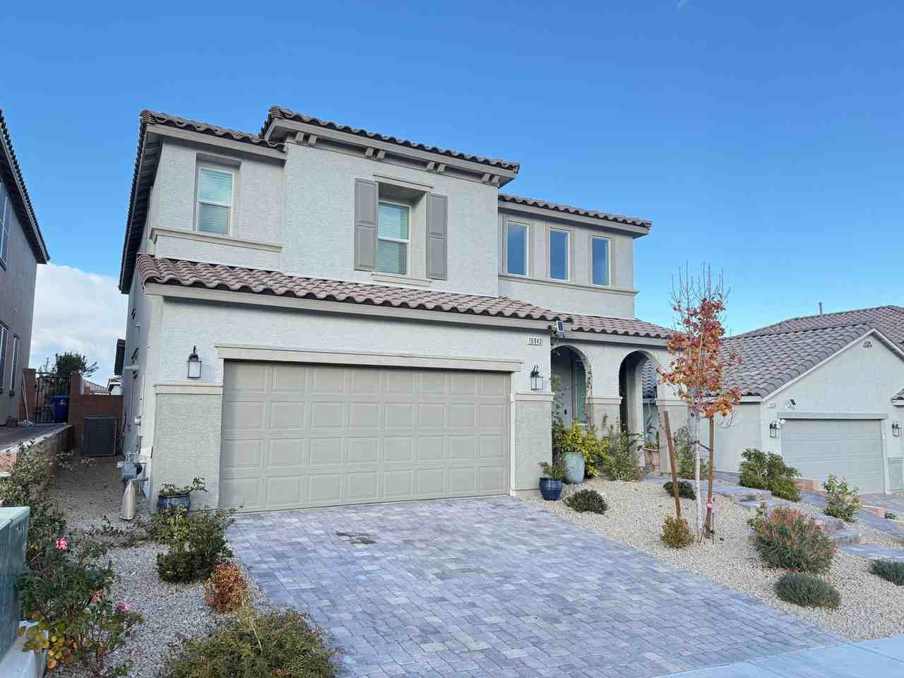 10842 Gentle Crest Ave - Photo 2 of 39