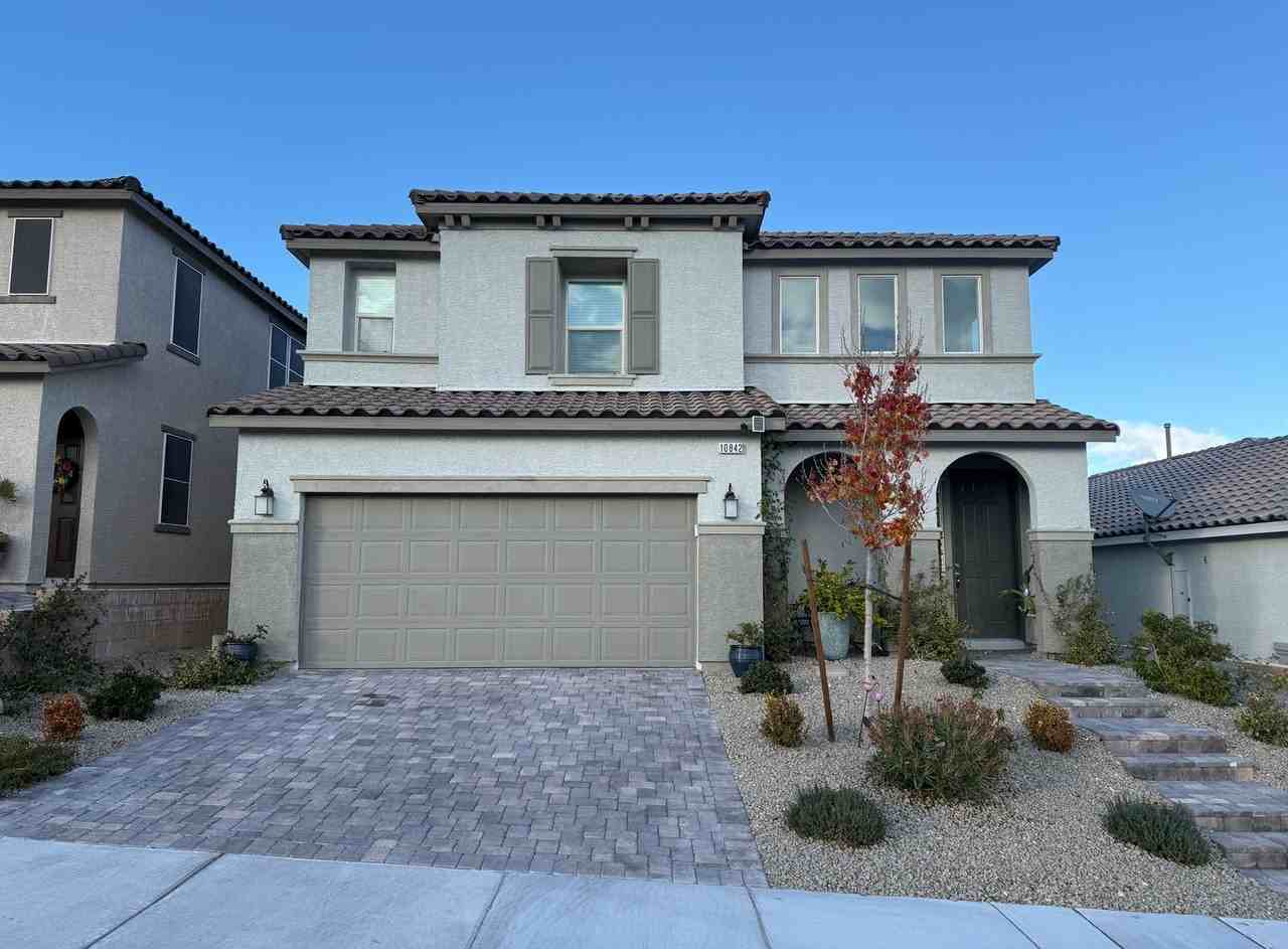 10842 Gentle Crest Ave - Photo 3 of 39