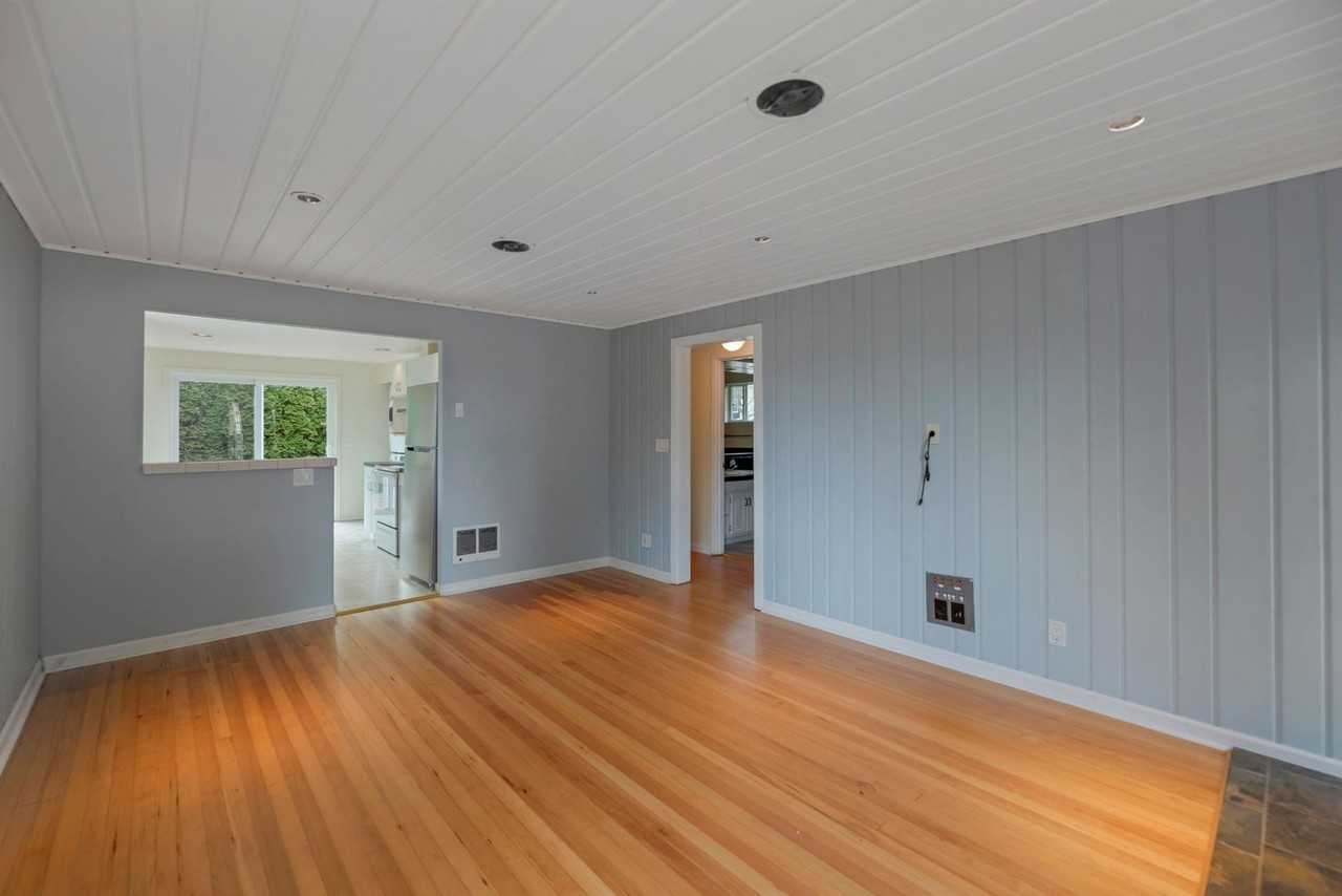 1755 Ne 89th St - Photo 4 of 15