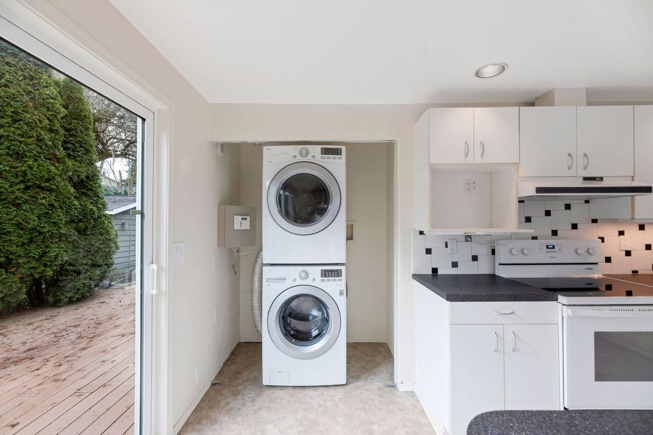 1755 Ne 89th St - Photo 7 of 15