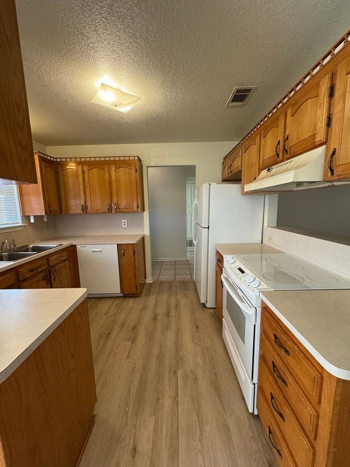 276 County Road 4964 - Photo 5 of 28