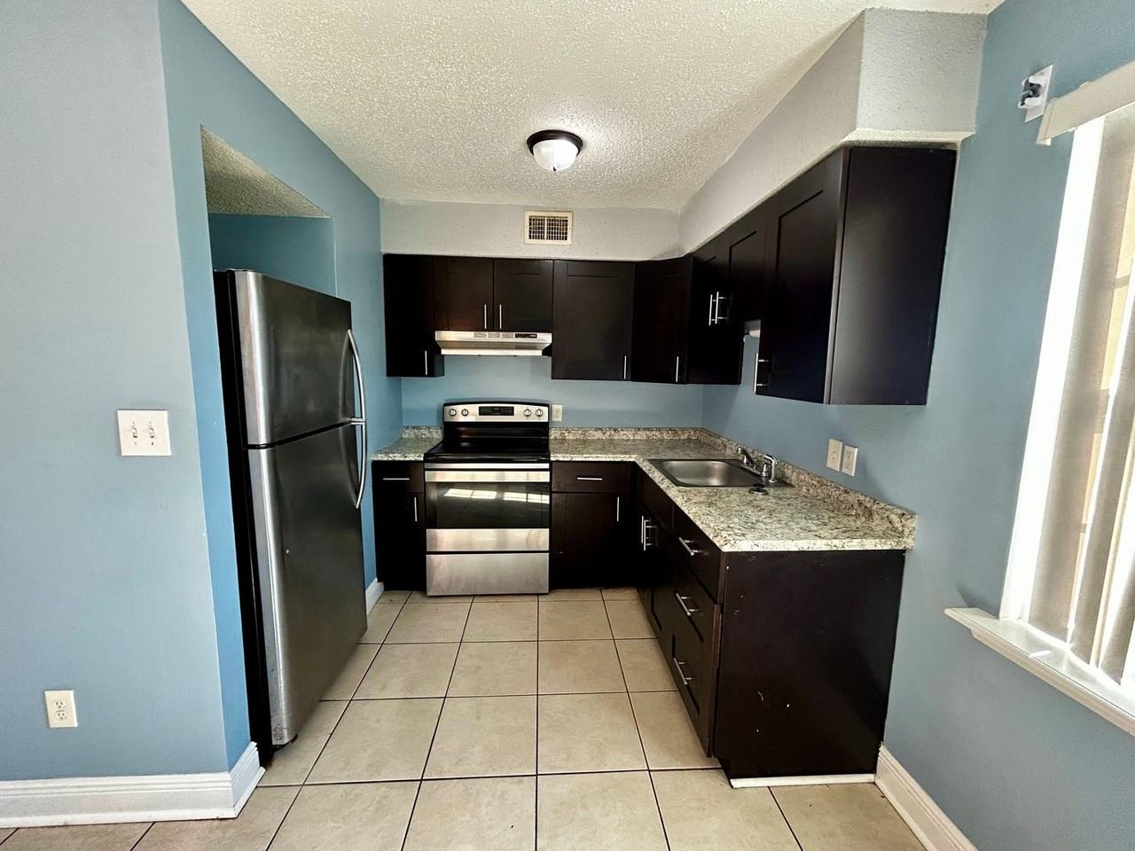 6321 Lenawee St #A2 - Photo 5 of 15