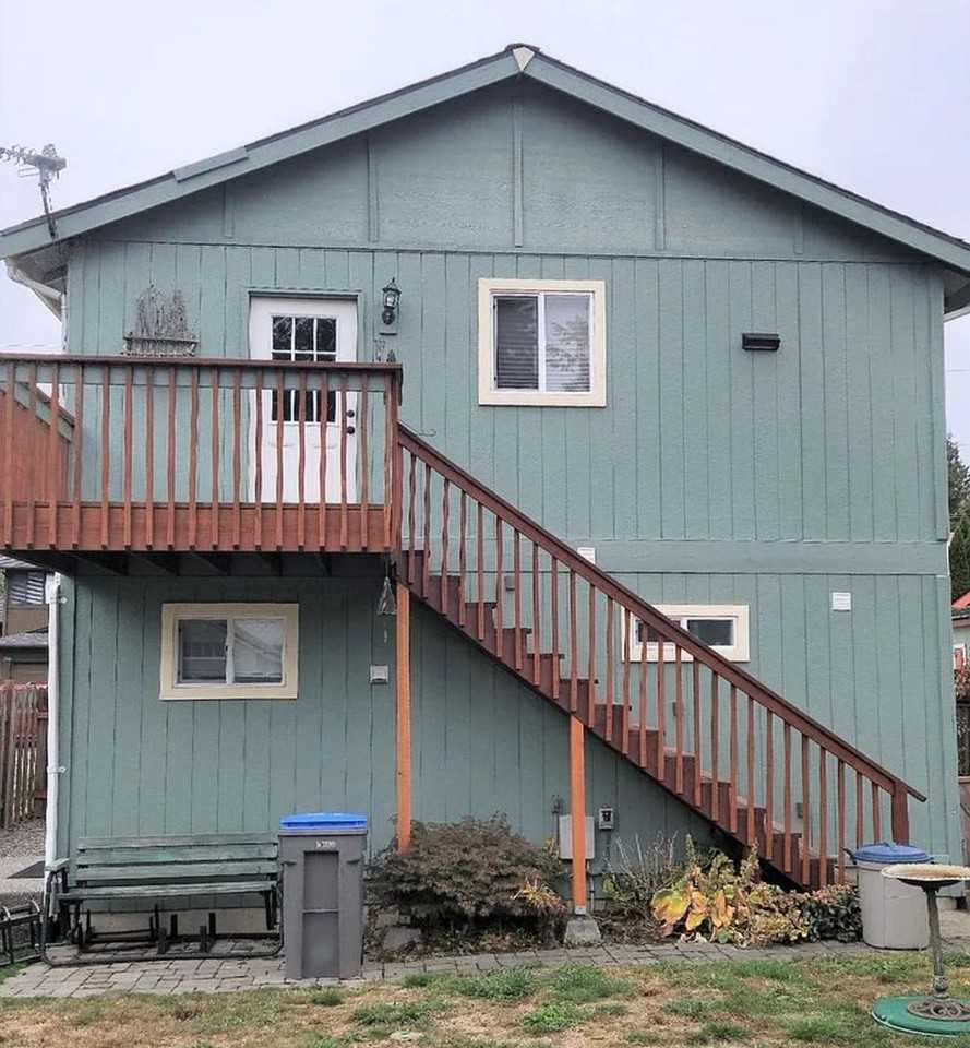 12876 Cedar Ave Nw #A - Photo 2 of 10