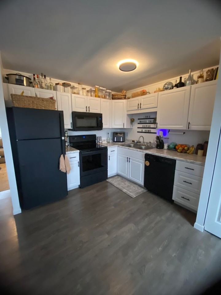 1307 Redondo Ct - Photo 3 of 12