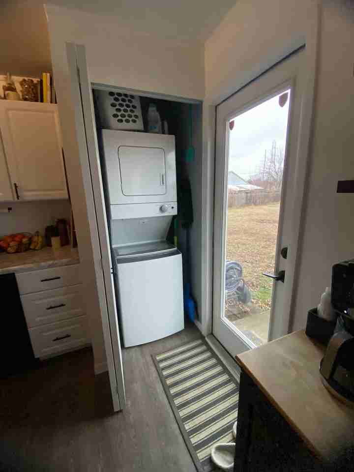 1307 Redondo Ct - Photo 4 of 12