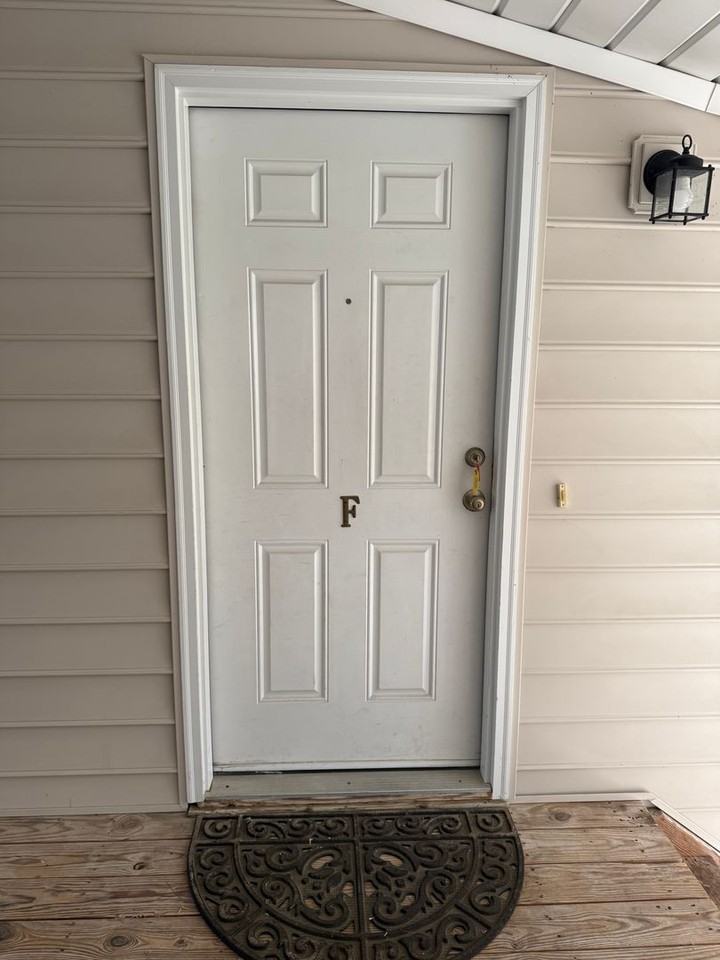 7143 W Friendly Ave Unit F - Photo 2 of 18