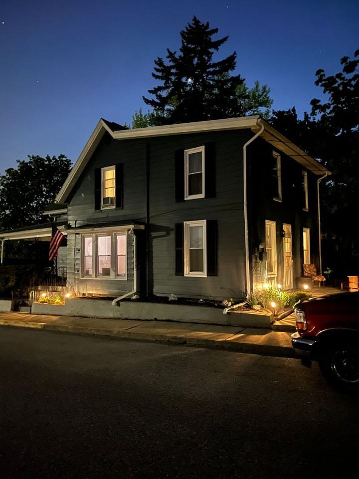 118 Short St - Photo 2 of 23