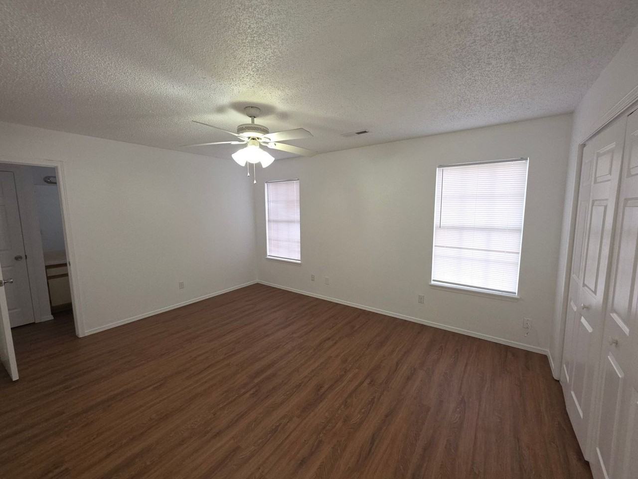 3154 W Anne St - Photo 7 of 11