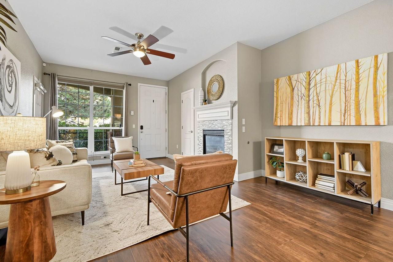 159 Quebec St - Photo 3 of 44