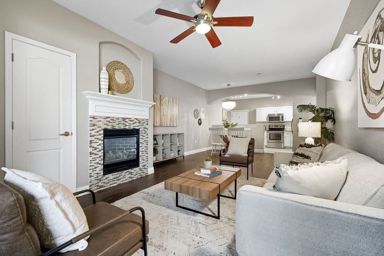 159 Quebec St - Photo 6 of 44