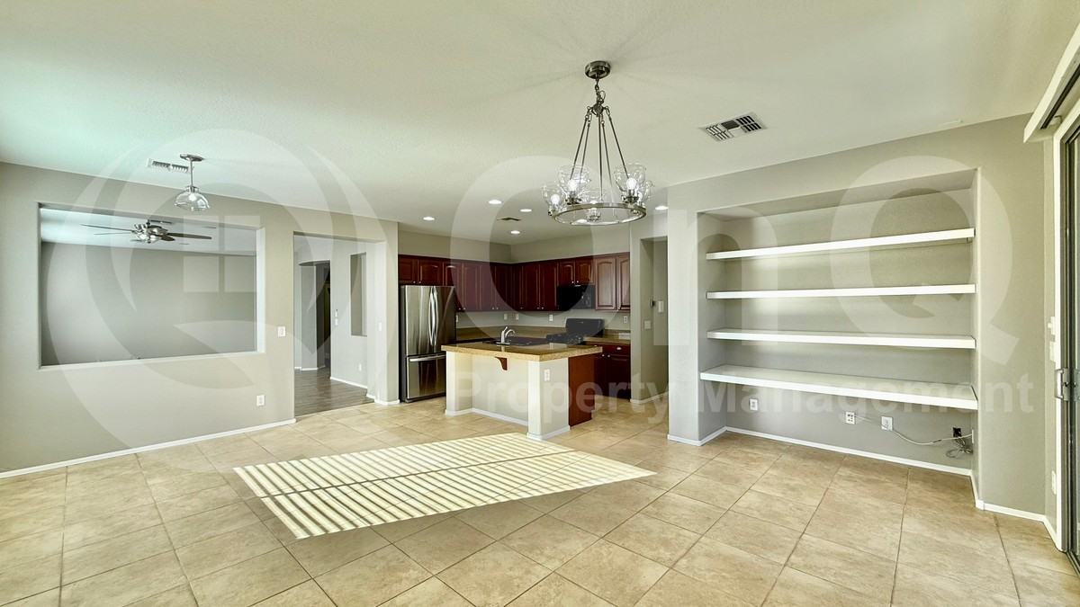 2030 W Clearview Trl - Photo 7 of 24