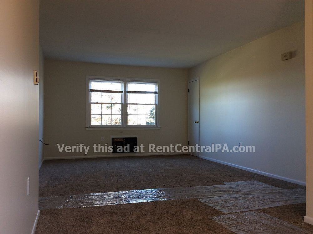 4597 Ethel St #B - Photo 5 of 32