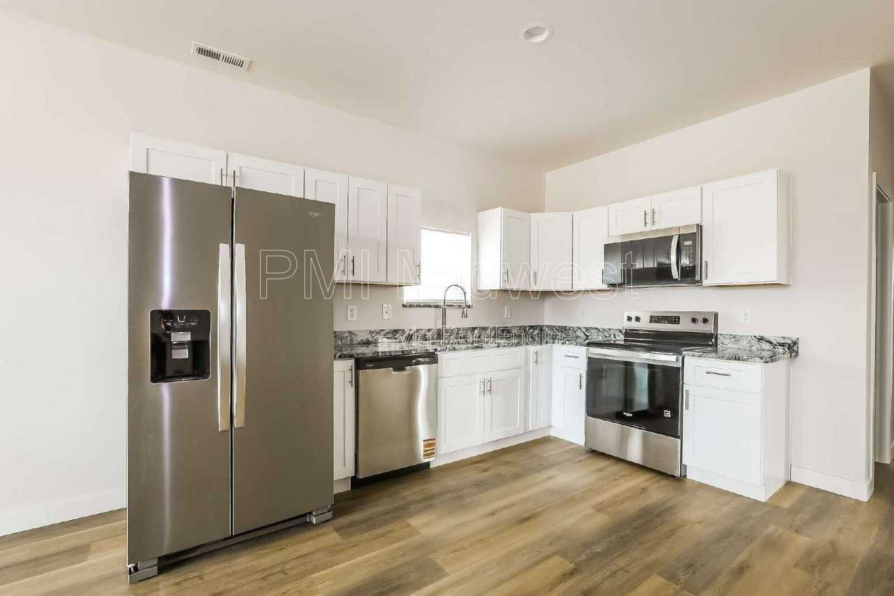 2950 Winthrop Ave #A - Photo 7 of 20