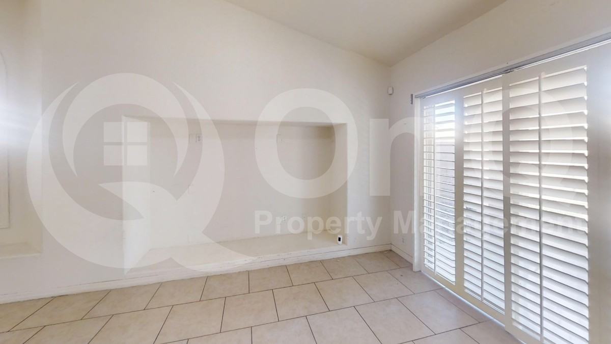 795 S Camellia Dr - Photo 5 of 17