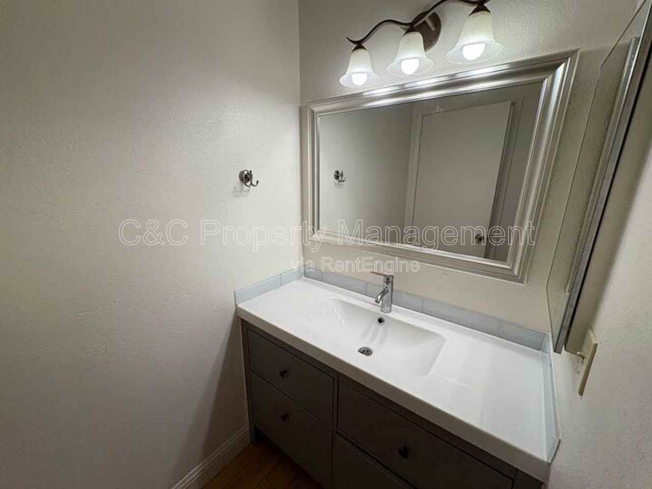 3939 Madison Ave #222 - Photo 6 of 14