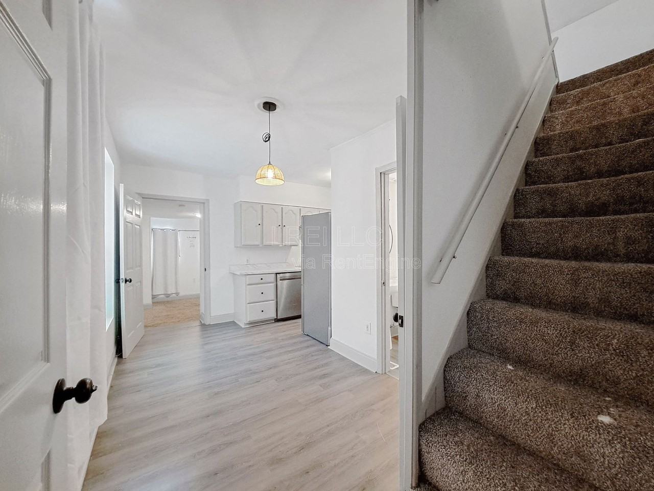 2508 W Main St - Photo 4 of 14