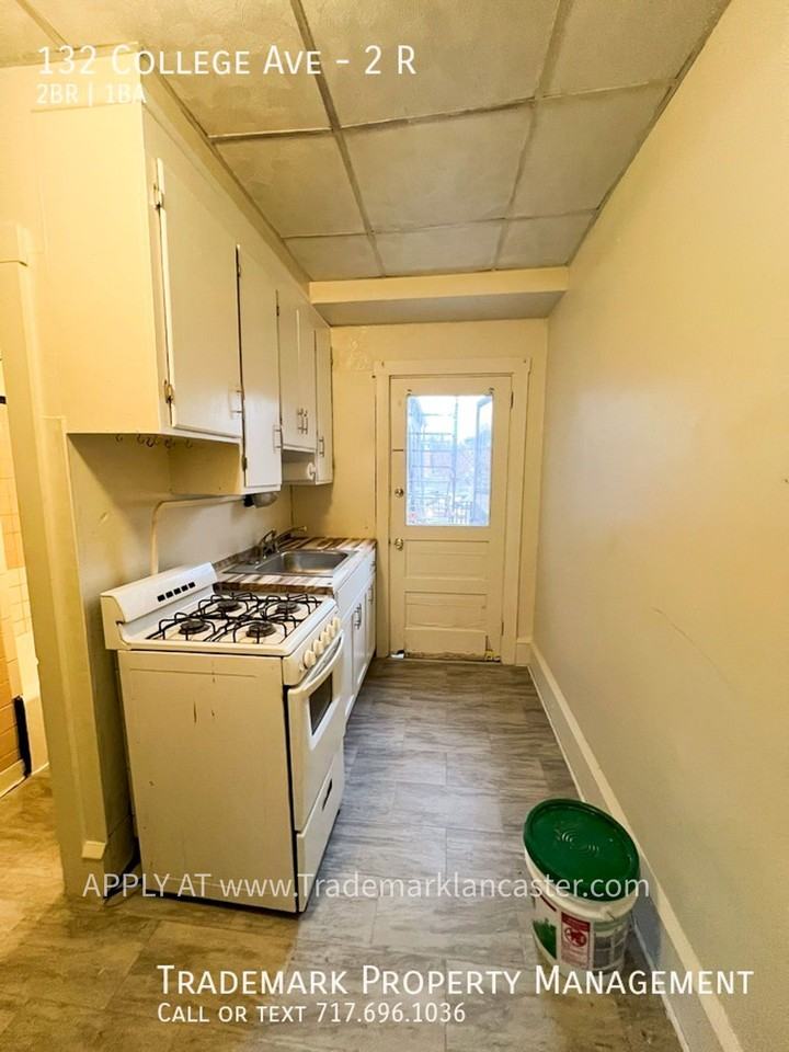 132 College Ave #2 - Photo 2 of 8