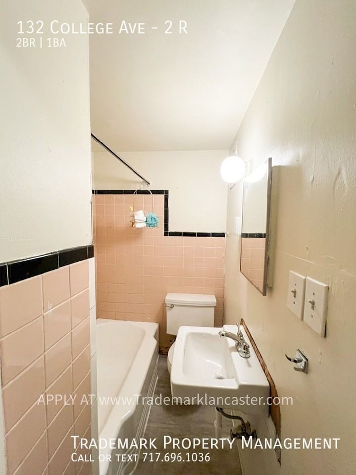 132 College Ave #2 - Photo 3 of 8