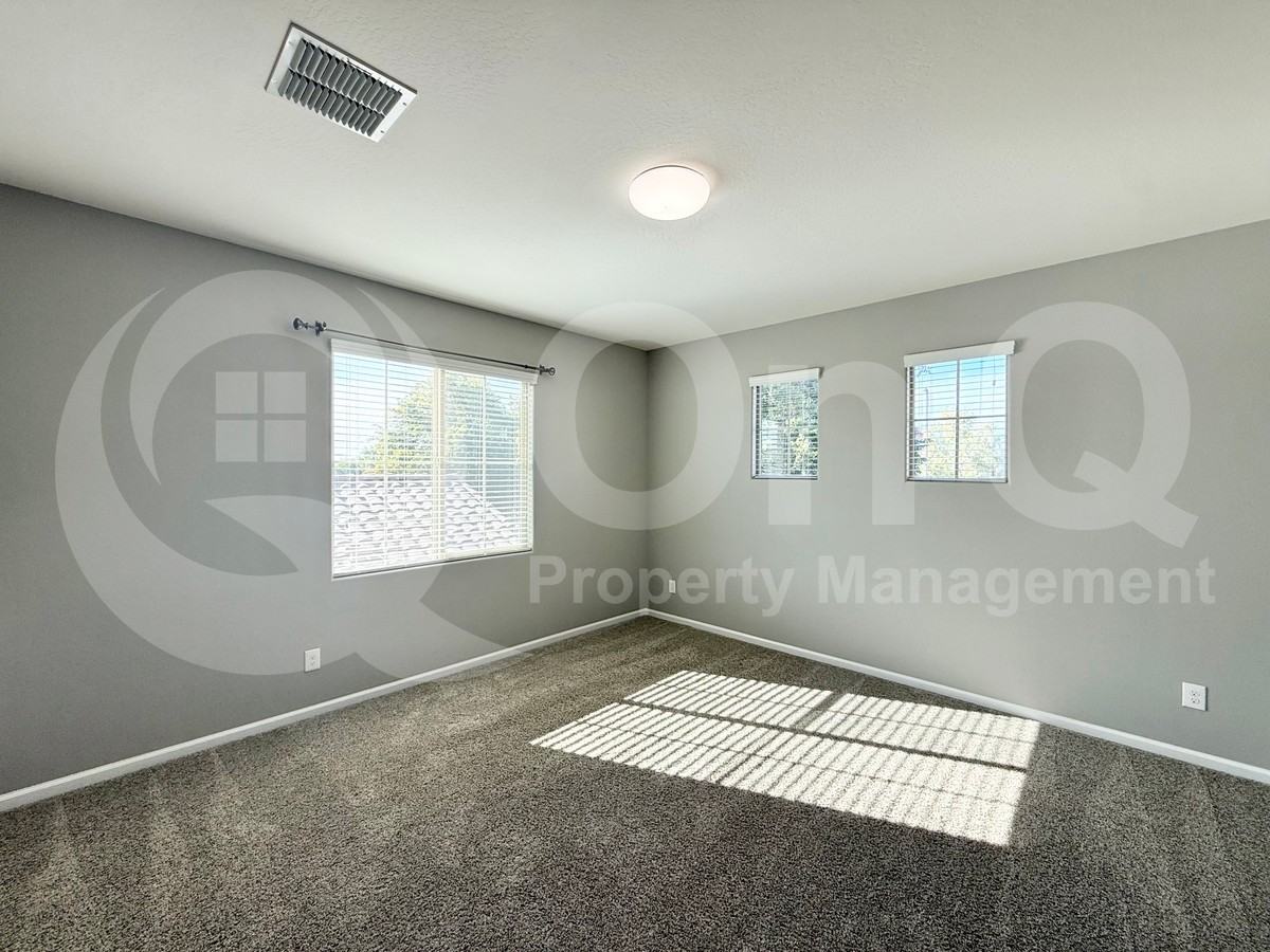 3231 S Santa Rita Way - Photo 6 of 50