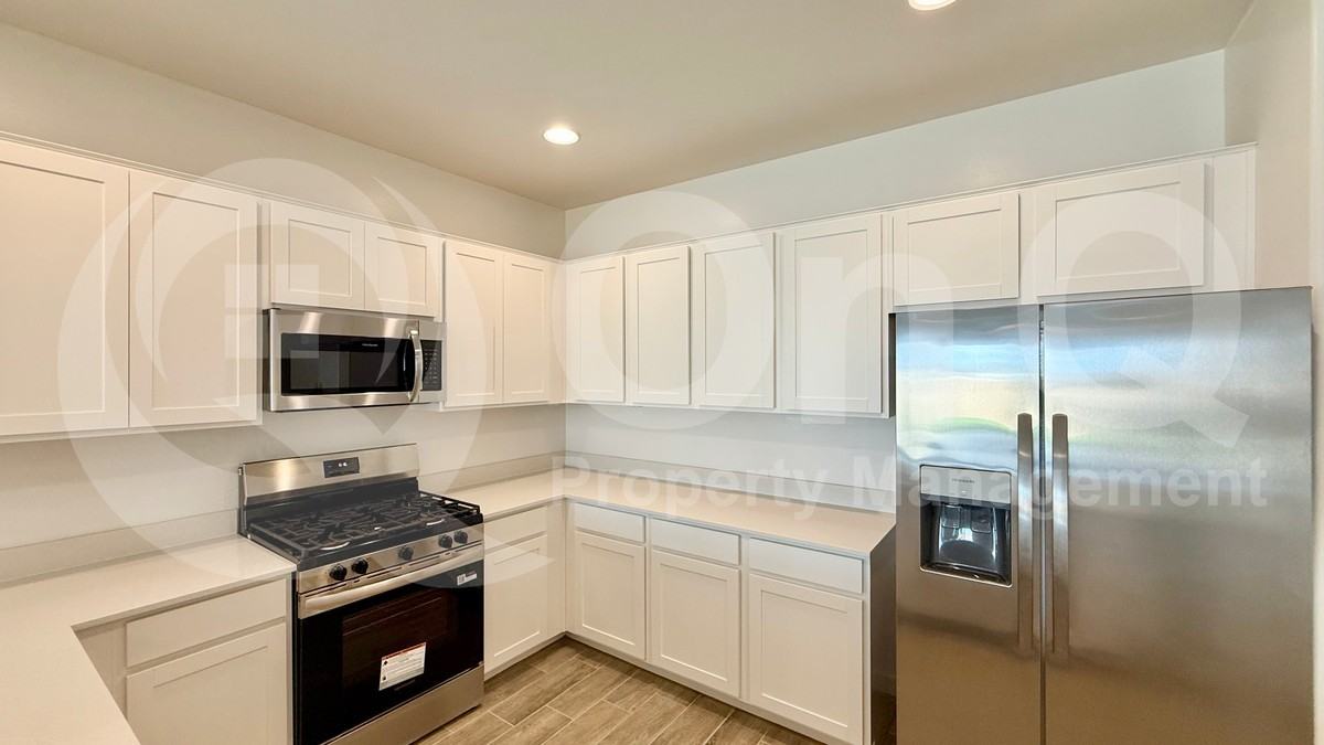 23078 E Saddle Way - Photo 4 of 26